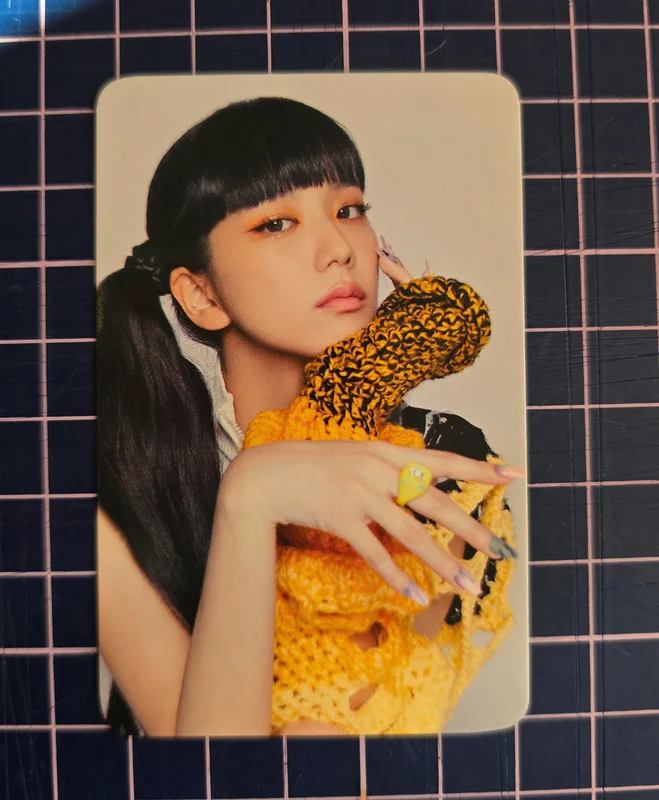 BORN PINK BLACKPINK PHOTO CARD + TOP LOADER KIT