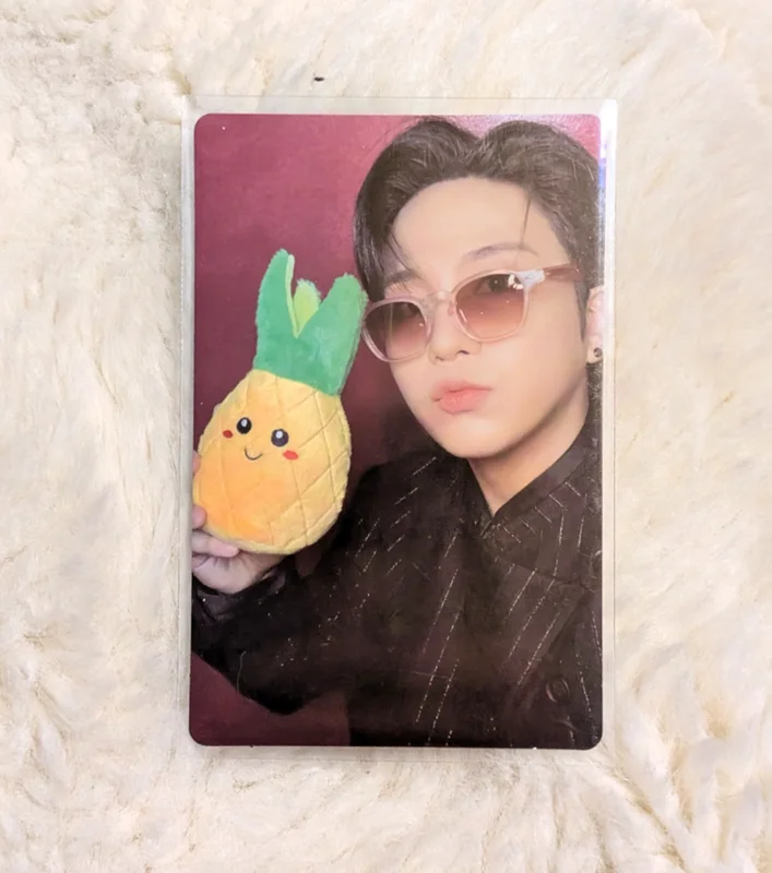 GOLDEN HOUR : Part.3 THIRST Ver. hello82 Exclusive