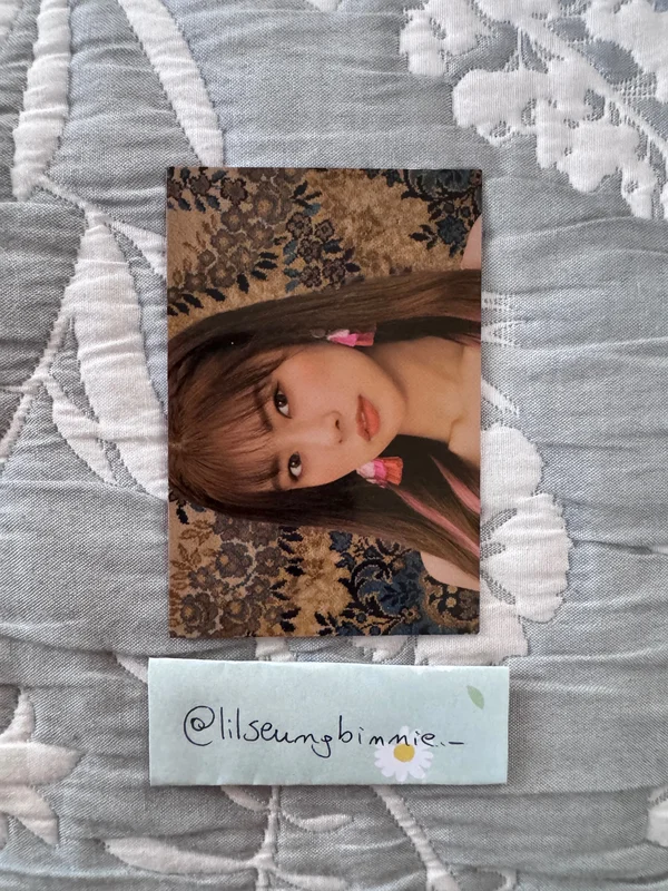 Hyewon BLOOM*IZ I*AM ver.