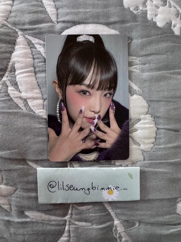 Yena (SMiLEY) HERO VER.