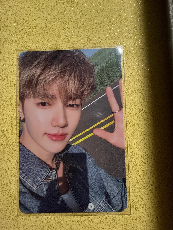 You had me at HELLO Digipack Ver.