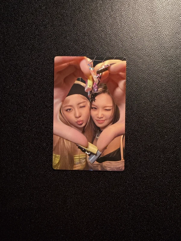 DIFFERENT LIMITED NOSTALGIC YLANG Ver.