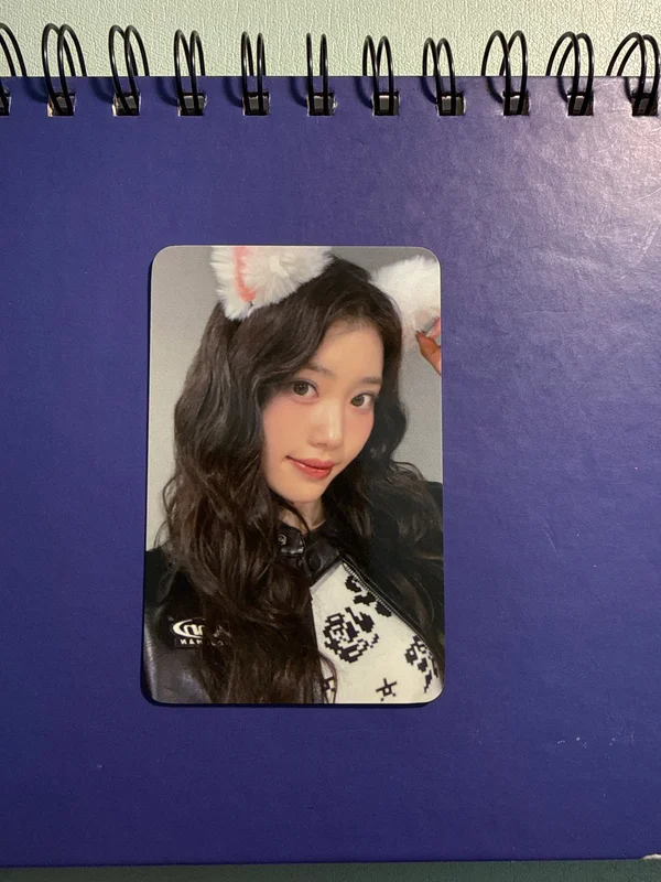Kep1e LUCKY CHARM TRADING CARD