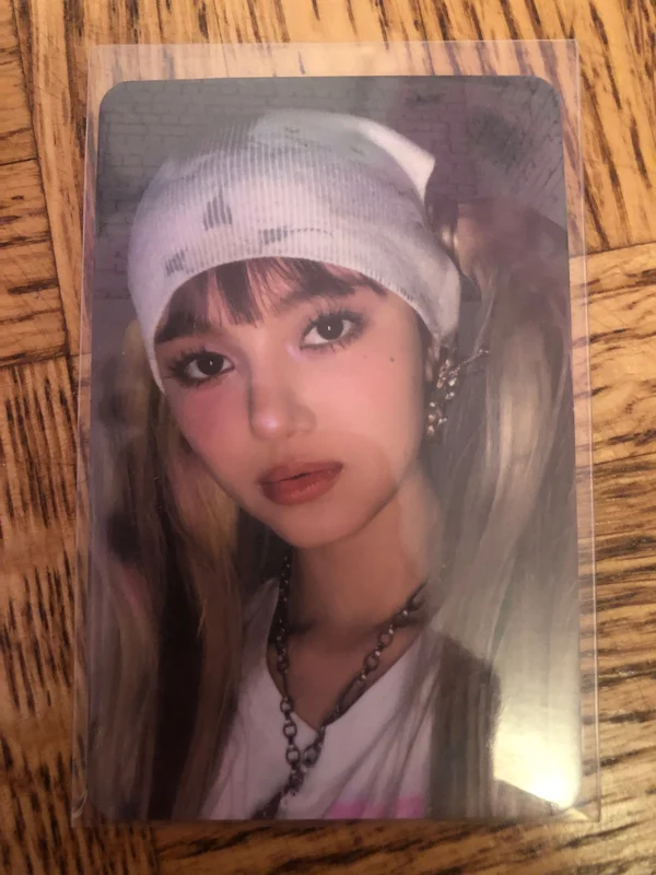 Danielle OMG Weverse Albums ver.