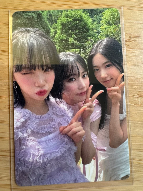 DICON ISSUE LE SSERAFIM PURENESS