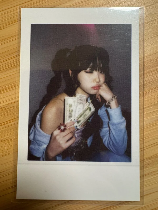 LE SSERAFIM 2024 S/S POP UP RANDOM PHOTO CARD