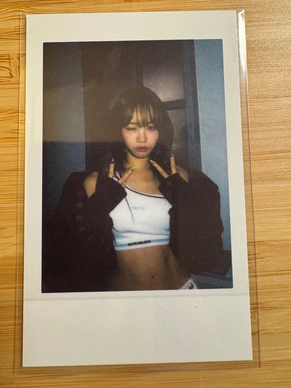 LE SSERAFIM 2024 S/S POP UP RANDOM PHOTO CARD