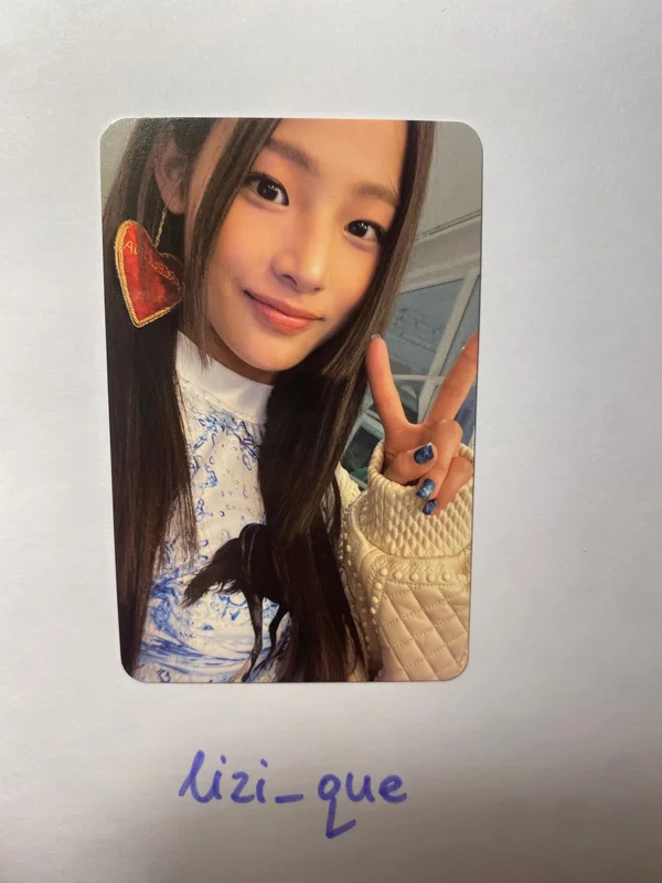 OMG Weverse Albums ver. minji