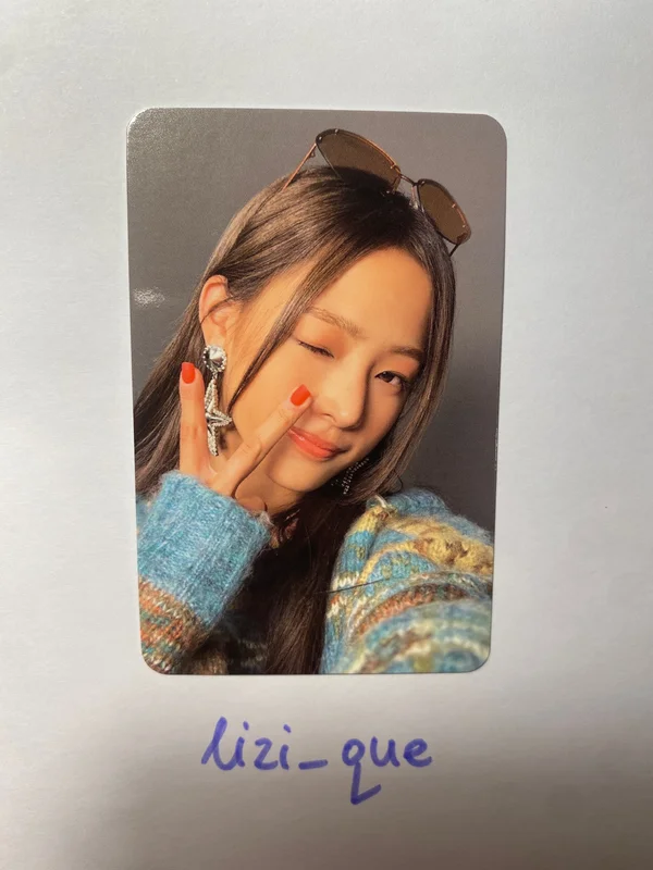 OMG Weverse Albums ver. minji