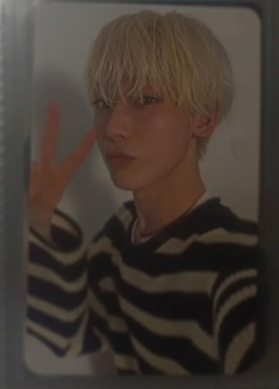 ROMANCE : UNTOLD -daydream- Weverse Albums ver.