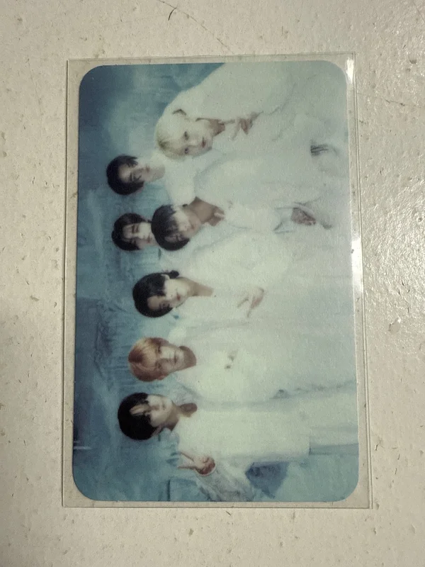 ROMANCE : UNTOLD -daydream- Weverse Albums ver.