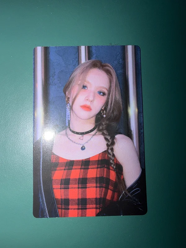 Not Friends Special Edition Heejin