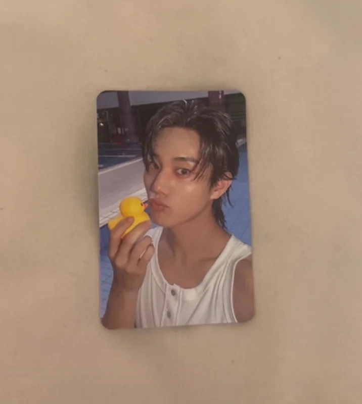 UNIQUE Photobook Ver. hello82 Exclusive