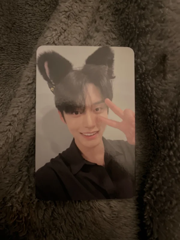 YOUTH IN THE SHADE MAKESTAR