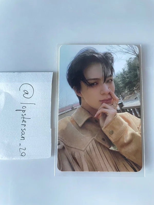 Jeno Hot Sauce nct Chilling