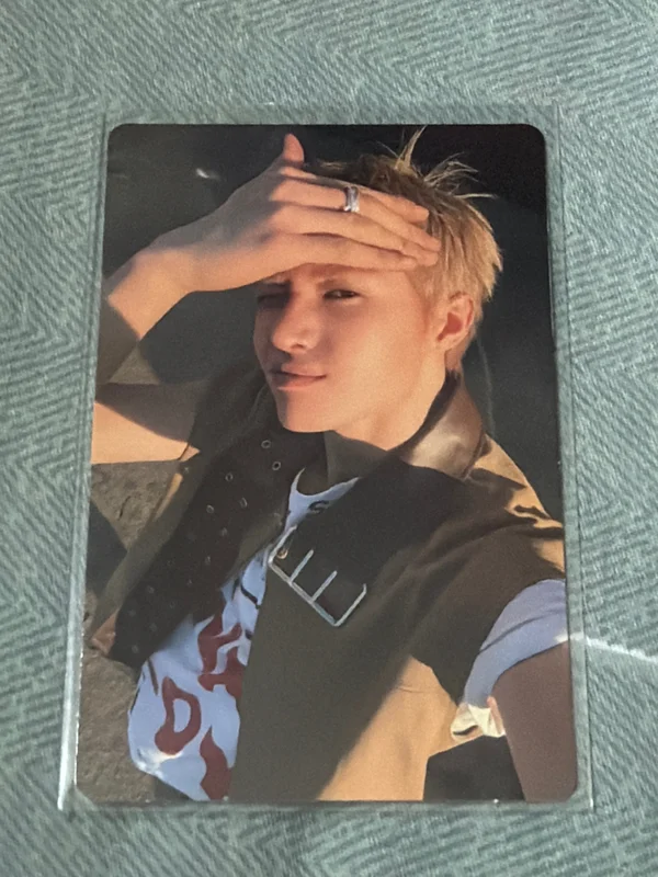 COLOR OUTSIDE THE LINES Scene 2 ver.