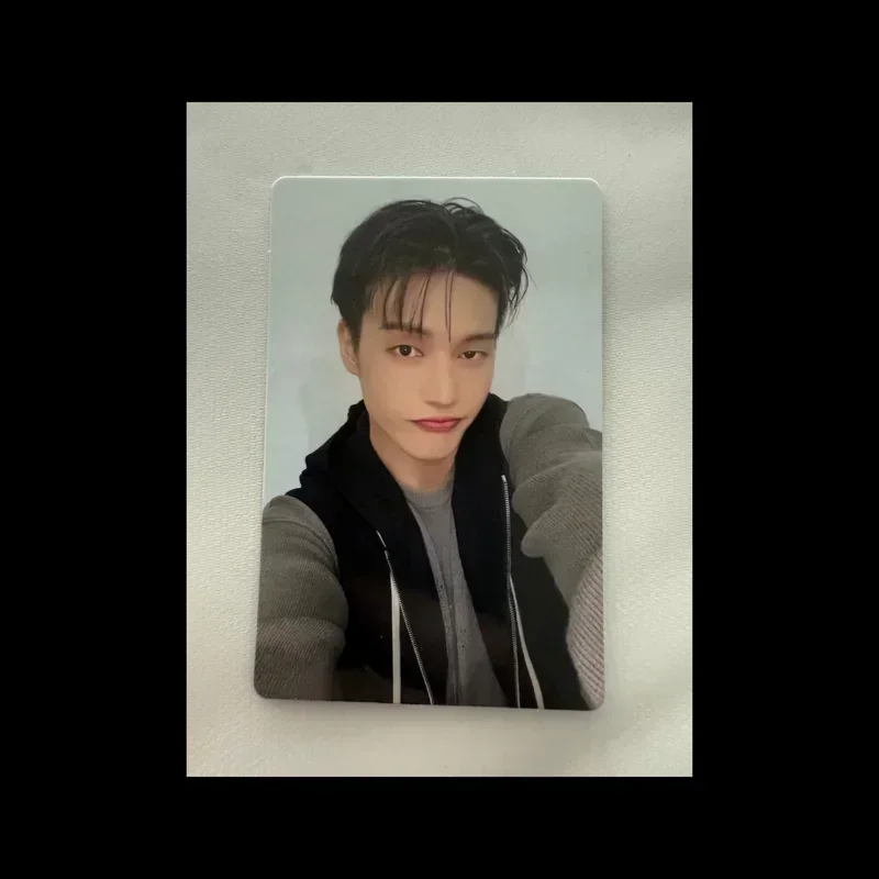 GOLDEN HOUR : Part.1 hello82