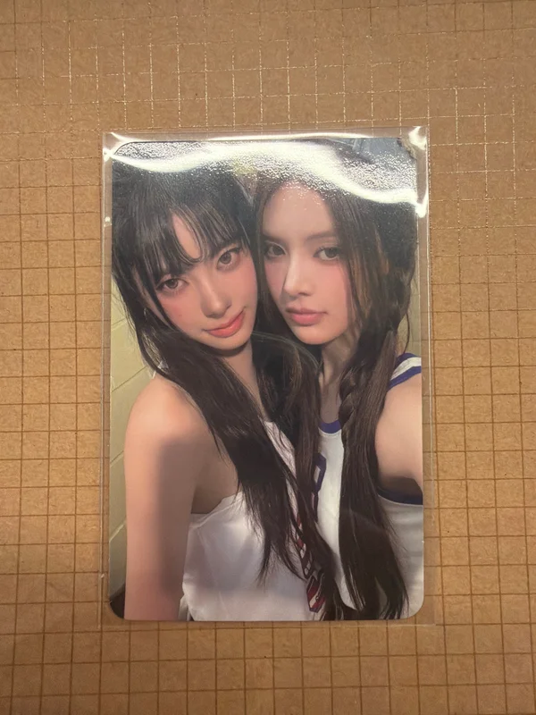 Not Just Pretty POSTERBOOK Ver. Supercrush Ver.