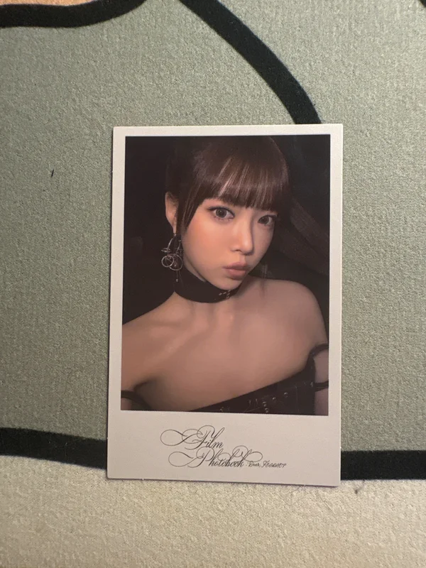 LE SSERAFIM 'FILM PHOTOBOOK : Dear, FEARNOT' WEVERSE