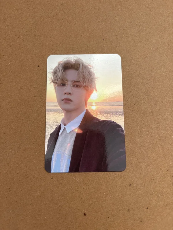 RESONANCE Pt.1 Kit Ver. The Past Ver.