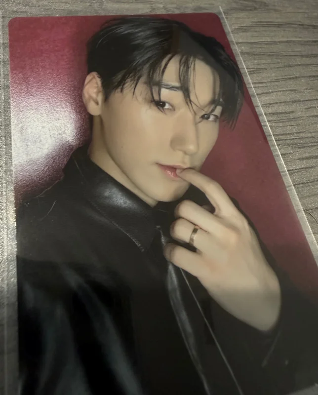 GOLDEN HOUR : Part.3 HEAT Ver. Target Exclusive