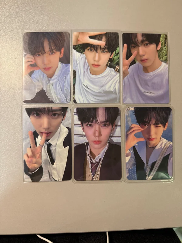 THE MOVING SEOUL MINI L-HOLDER SET WHITE ver.