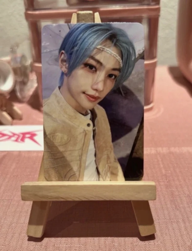 Stray Kids - Felix- Rockstar Postcard Version