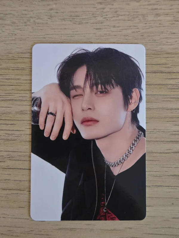 ZEROBASEONE KIM JIWOONG 'ICONIK TOWER RECORDS' Photocard | Sold by