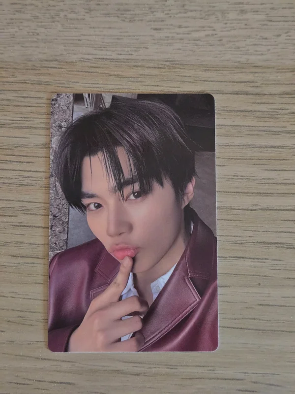 Ascend- Photobook Ver. 1 Ver.