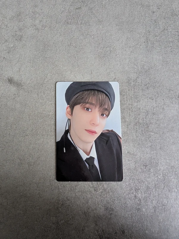 GOLDEN HOUR : Part.1 Europe Exclusive