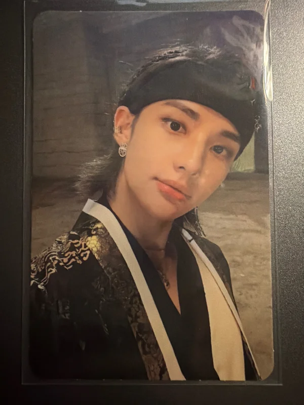 Stray Kids Hyunjin NOEASY