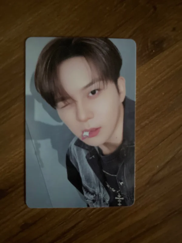 MIGHTEEZ Rock The Stage POP-UP RANDOM TRADING PHOTOCARD SET