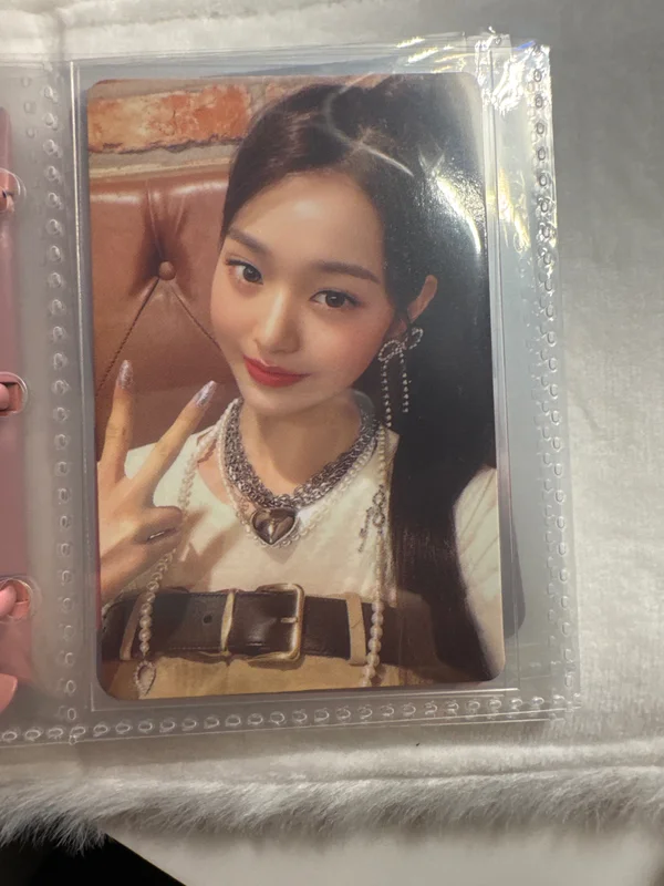 Ive Love Dive M/V Individual Photocard Starship Square