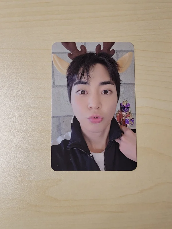 2023 PINK CHRISTMAS RANDOM PACK SPECIAL