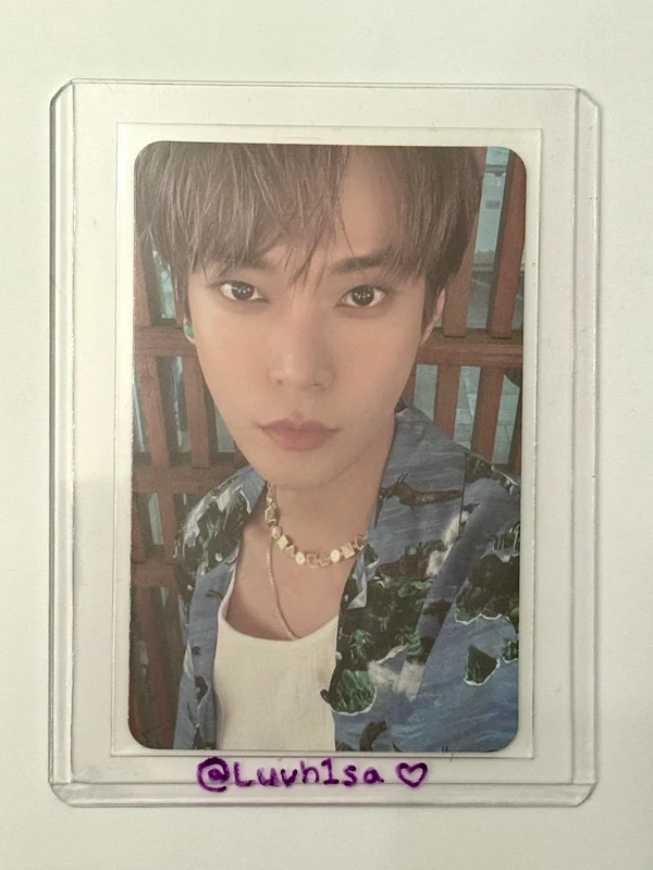 DOYOUNG 2 Baddies Photobook Ver. US Exclusive