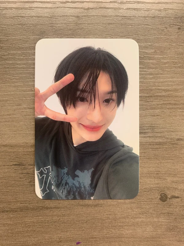 luvndvd | K-pop Photocard Seller from France | Used of Pocamarket