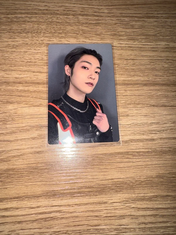 THE BOYZ FAN-CON THE B LAND MULTI MINI POUCH