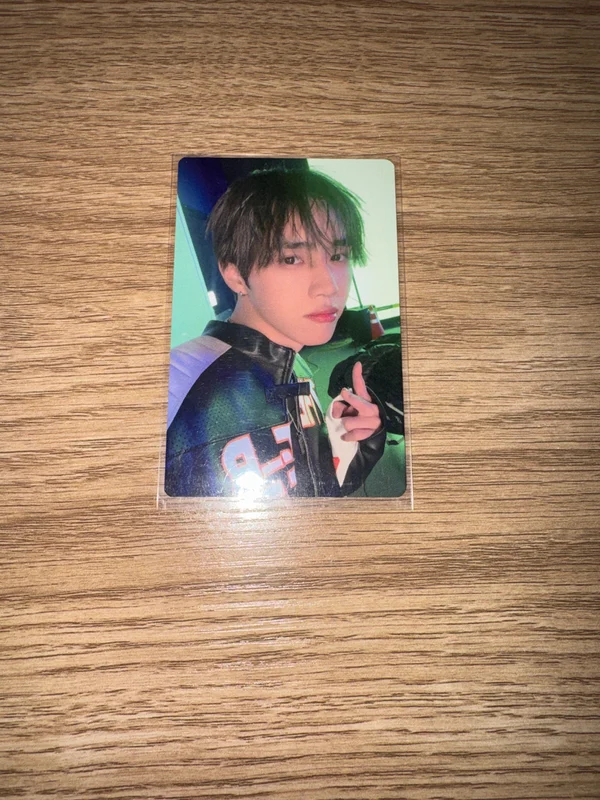 THE BOYZ FAN-CON THE B LAND MULTI MINI POUCH