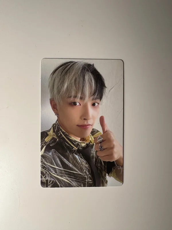 THE WORLD EP.1 : MOVEMENT DIARY VER.