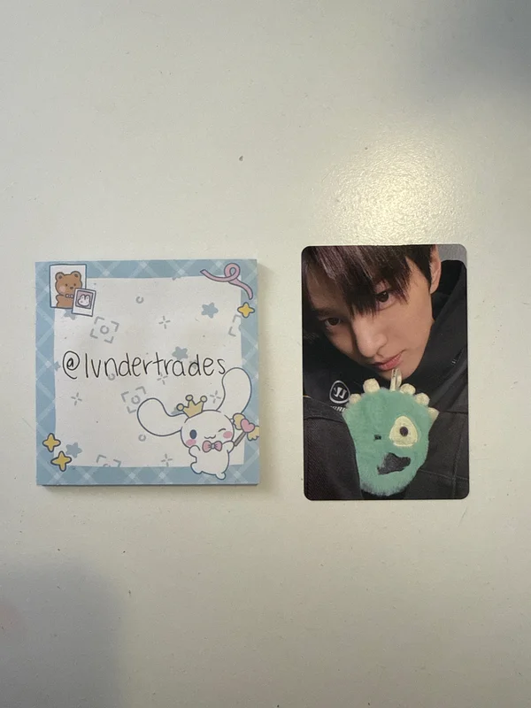 COLOR OUTSIDE THE LINES CORTIS Ball ver.