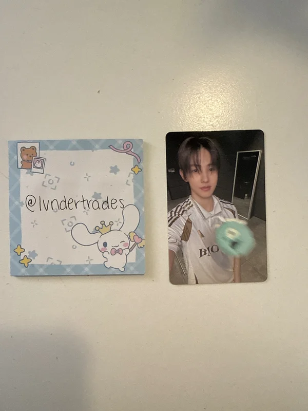 COLOR OUTSIDE THE LINES CORTIS Ball ver.