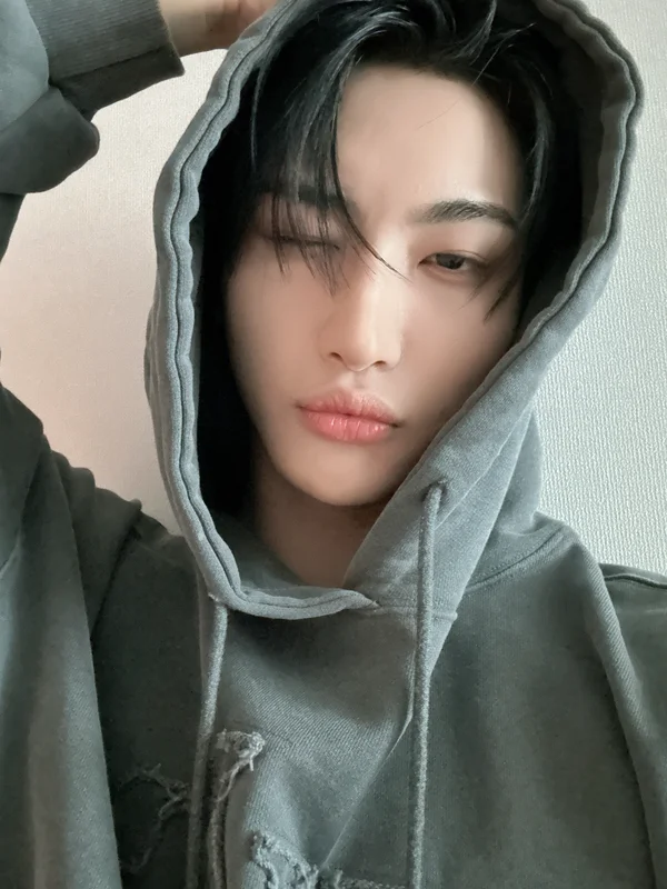 ATEEZ WOOYOUNG 'Press, Start! Enter the MIGHTEEZ POP-UP RANDOM