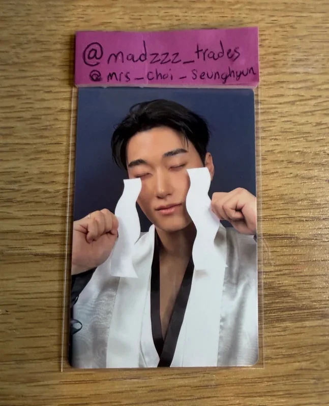 GOLDEN HOUR : Part.4 SAN Hello82 U.S.Exclusive Crying Ver