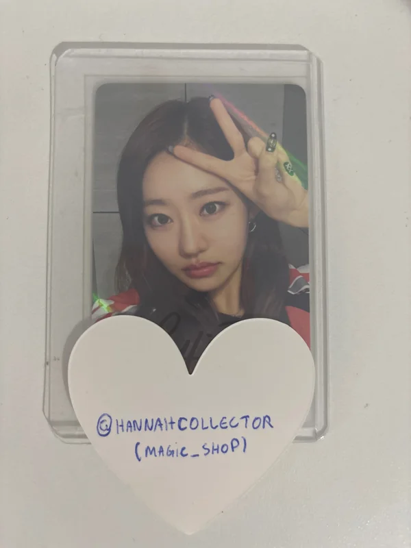 Julie (KISS OF LIFE) Signed POB Photocard Makestar Born to be XX