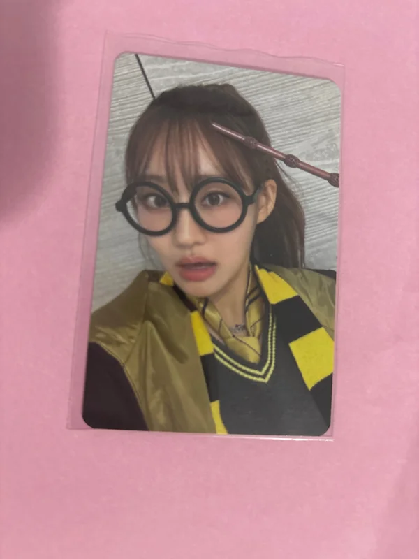 Julie (KISS OF LIFE) POB Photocard  Makestar Born to be XX