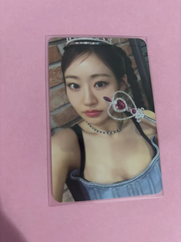 Julie KISS OF LIFE POB Photocard Withmuu Midas Touch