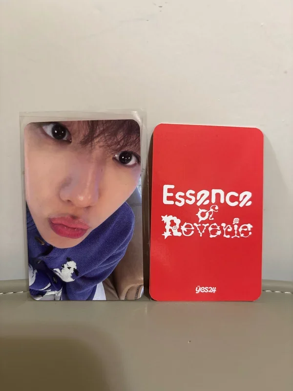 Essence of Reverie YES24