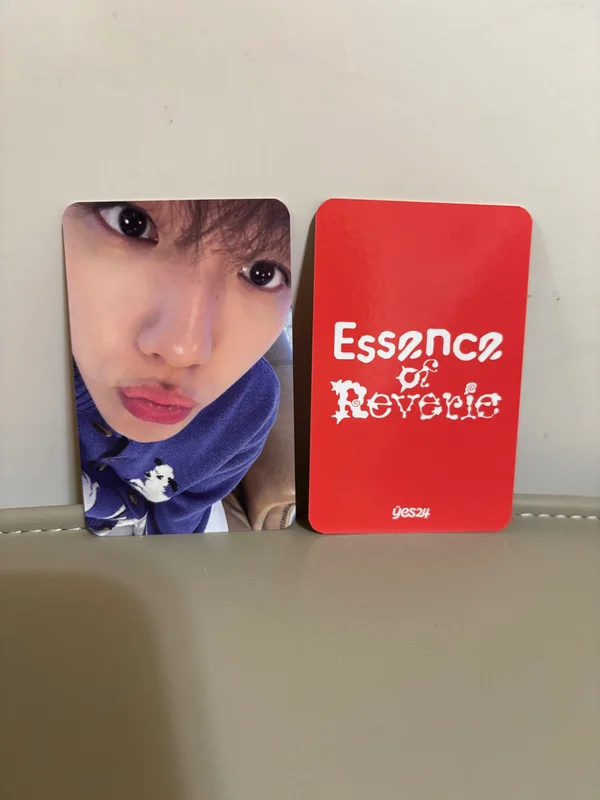 Essence of Reverie YES24