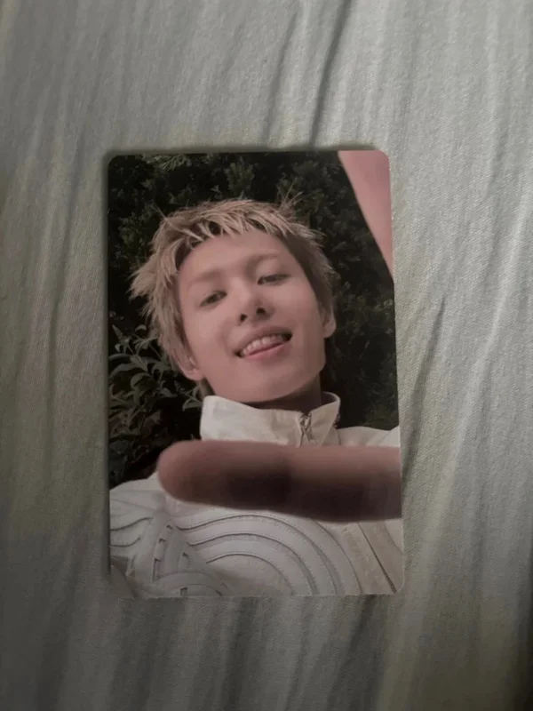 COLOR OUTSIDE THE LINES General Market Exclusive