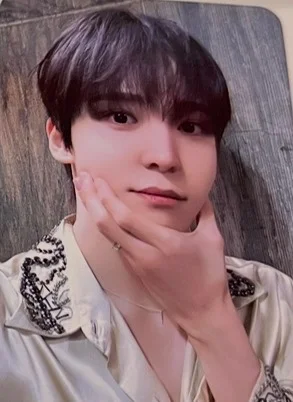 GOLDEN HOUR : Part.1 fromm store